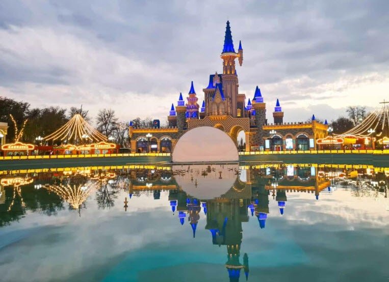 Central Park Tashkent , Uzbekistan